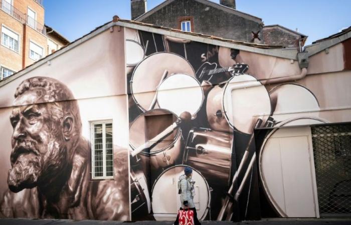 En Toulouse, un gran fresco en homenaje a Jaurès con motivo del centenario de su panteonización