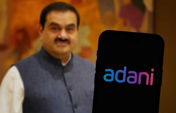 Gautam Adani y su imperio energético son pillados con las manos en la masa