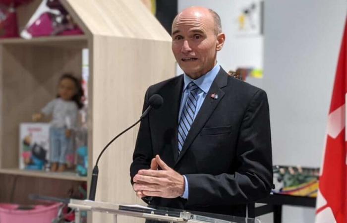 Vacaciones de dos meses del GST: “Una gota de agua” en el océano de la economía canadiense, defiende el ministro Jean-Yves Duclos