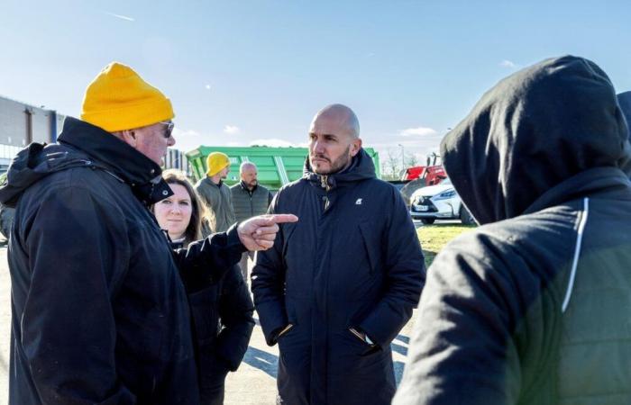 Vars, Roullet, Ruffec: los agricultores enojados resisten hasta ser desalojados por los gendarmes esta tarde