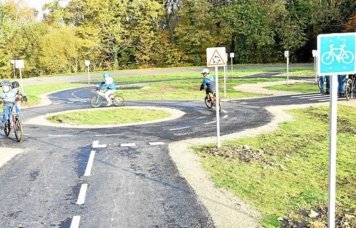 En Quimperlé, un circuito para enseñar a los niños a viajar en bicicleta