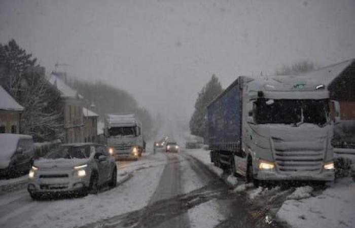 [PHOTOS] “Como si fuera el fin del mundo”: la tormenta Caetano arrasa Francia bajo la nieve