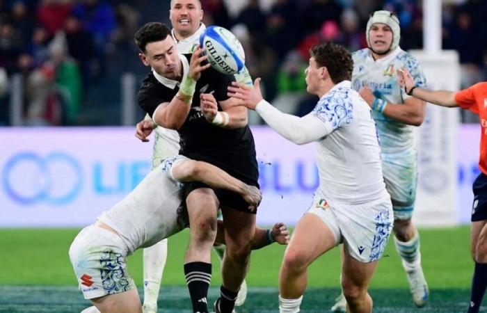 lentos, los All Blacks ganan en Italia