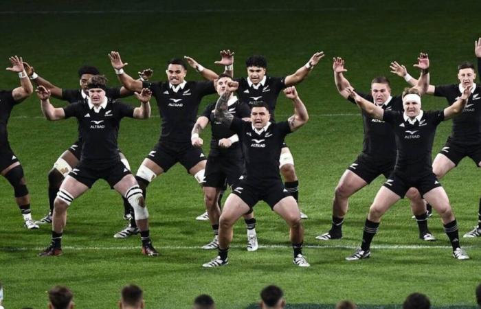 Imágenes de la Haka de los All Blacks en Italia