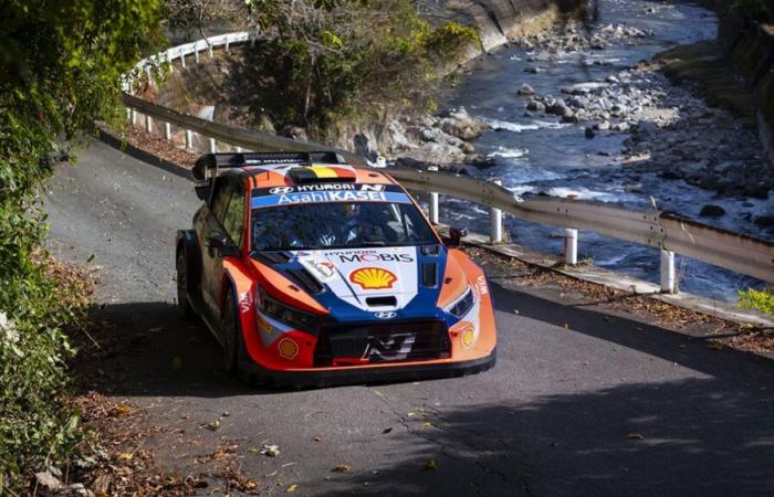 Rally de Japón: Thierry Neuville, todavía séptimo, está prácticamente a dos puntos del título