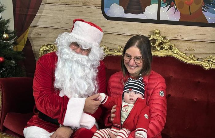 En las Landas, Castandet inauguró la farándula de los mercados navideños