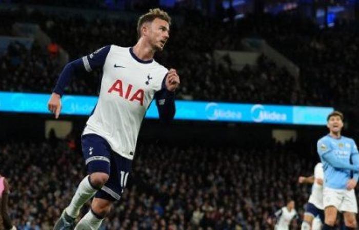 El Tottenham pasa 4 al City