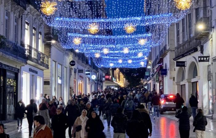 poner a los comerciantes del centro en el centro de las celebraciones