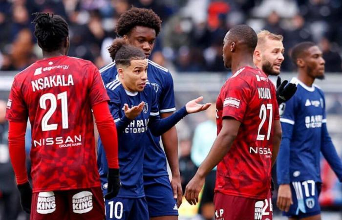 El Paris FC vuelve a perder puntos en casa ante el Annecy