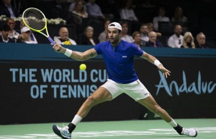 Matteo Berrettini da ventaja a Italia ante Australia en semifinales de Copa Davis