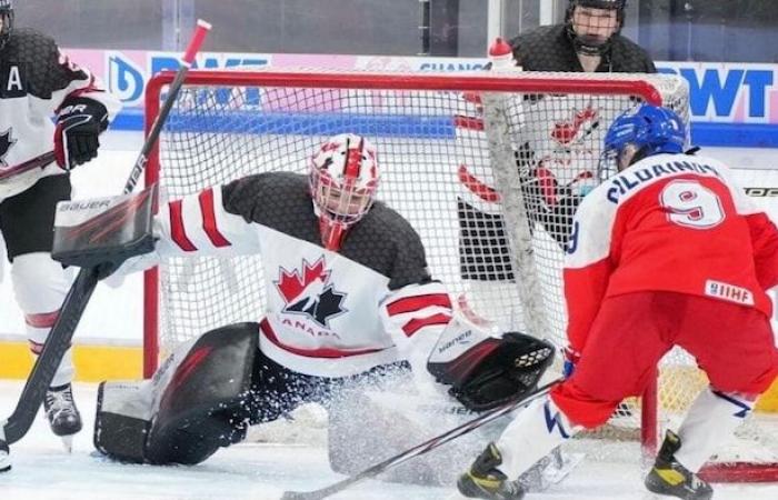 Rhyah Stewart silenció rápidamente a los escépticos de la Liga Marítima de Hockey