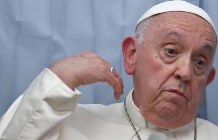 “El gran enigma de Francisco es su negativa a ir al corazón de la Europa cristiana” – Libération