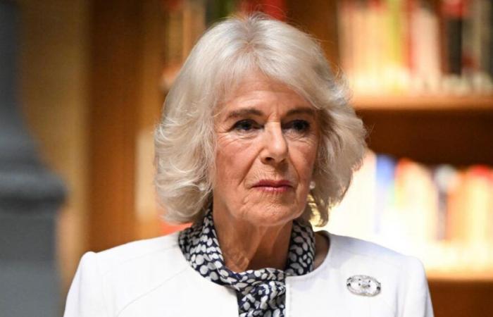 La reina Camilla se ve obligada a cancelar un evento debido a una infección pulmonar persistente