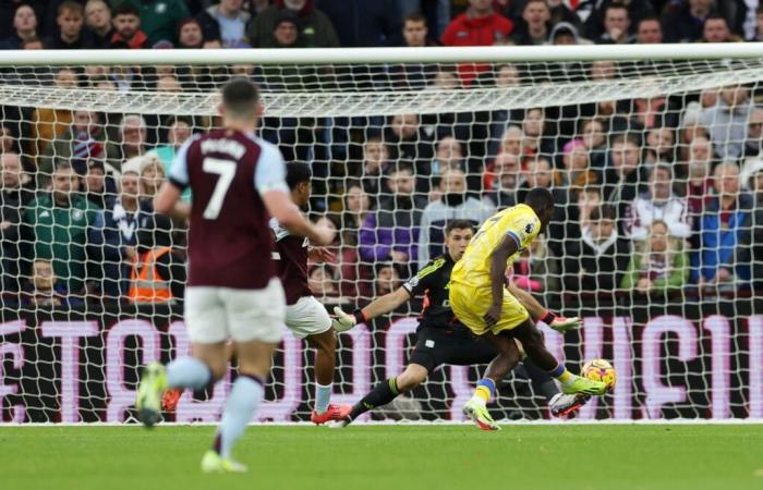 El Crystal Palace empata con el Aston Villa pese al gol y la asistencia de Ismaïla Sarr