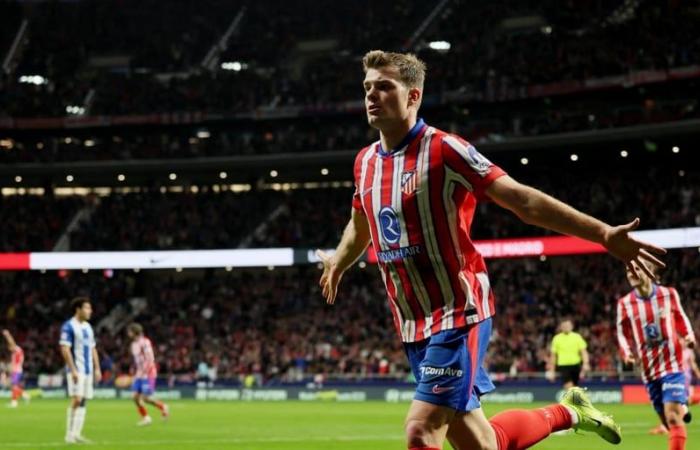 Atlético 2 – Alavés 1: Trabajada remontada del Atlético para celebrar el partido 700 de Simeone