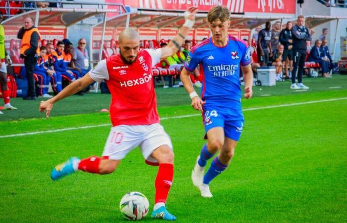 Debido a la sanción del Reims antes del partido, varios centenares de aficionados del Lyon planeaban reunirse en Châlons este sábado por la tarde