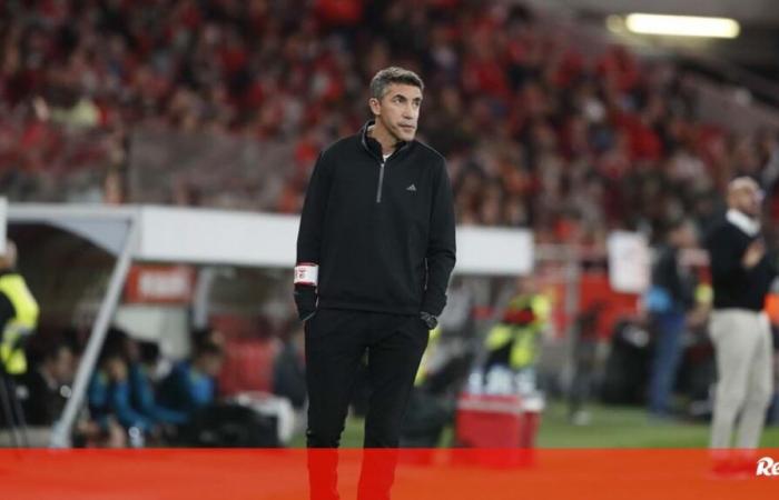 Bruno Lage sobre Arthur Cabral y otros atacantes: «Han pasado mucho tiempo conmigo en mi despacho» – Benfica