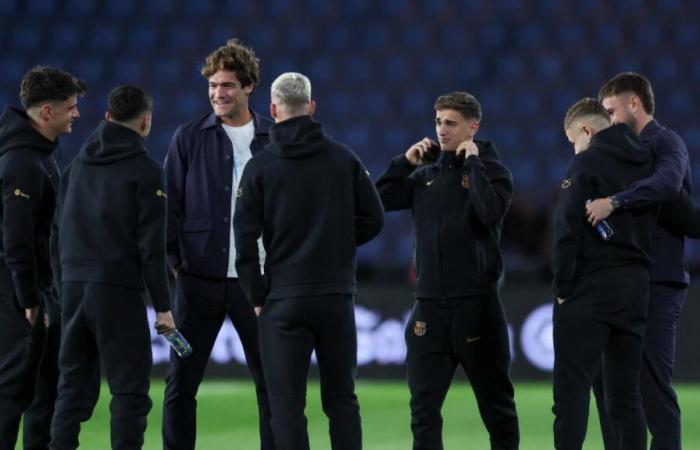 Reencuentro de Marcos Alonso con sus ex compañeros en el Celta-Barça