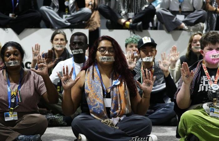 COP29 | Los países pobres se dicen engañados y protestan durante la sesión de clausura