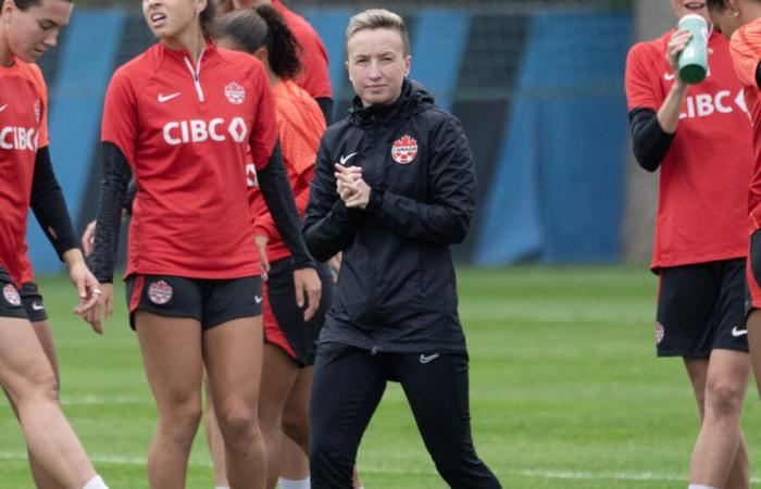 Escándalo de espionaje en el fútbol canadiense: Bev Priestman rompe el silencio