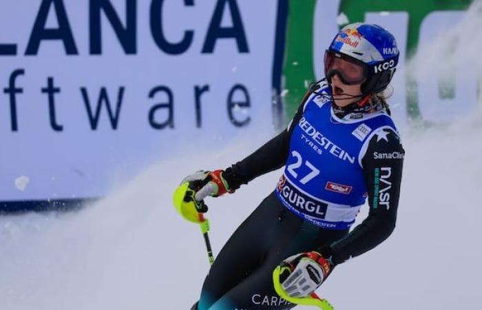 Shiffrin gana la Copa del Mundo de slalom y busca su victoria número 100 en Norteamérica