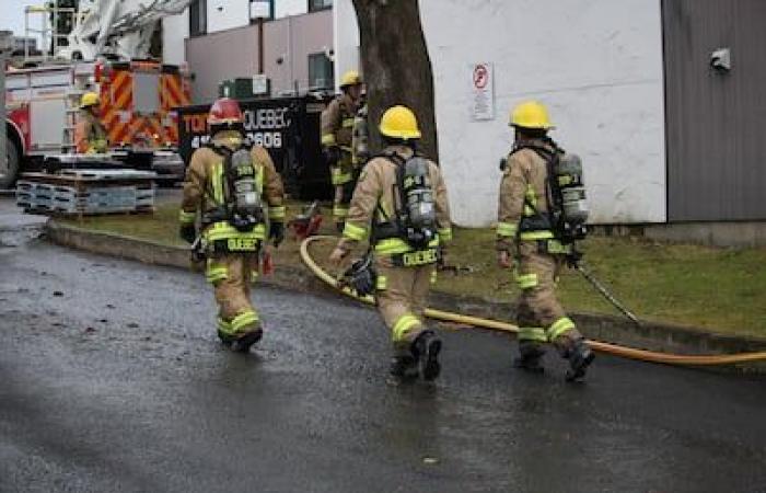 Incendio en la habitación de un niño: un padre saca rápidamente a sus hijos de la casa y evita una tragedia