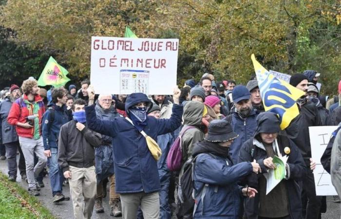 Casi 350 manifestantes se reunieron en Côtes-d’Armor contra la ampliación de una cantera