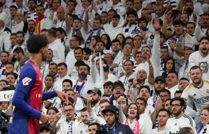 Real Madrid: detenidos tres aficionados por insultos racistas durante el último clásico contra el Barça