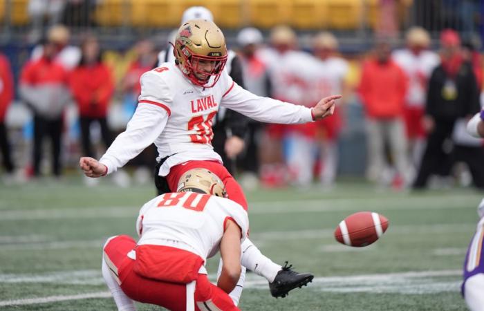 Golden Hawks 17 – Rouge y Or 22 | No hay touchdown, pero sí el trofeo.