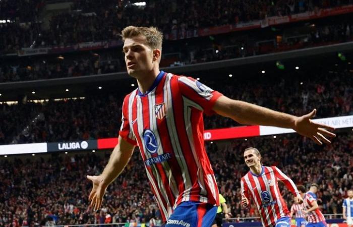 Griezmann y Sorloth anotan y el Atlético venció al Alavés en el histórico partido de Simeone