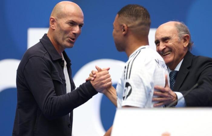 Mbappé: Desastre en el Real Madrid, Mbappé imita a Zidane