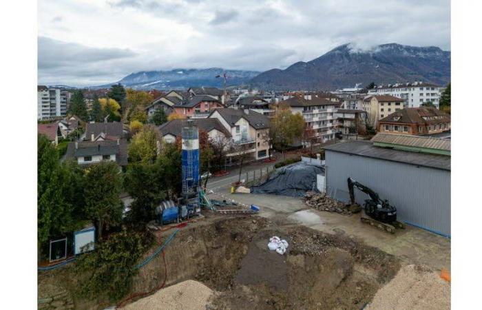 La Matinale Una gran operación de limpieza de minas en Annecy, las estaciones de esquí inauguran la temporada de invierno, el conmovedor homenaje a las víctimas de la tragedia de Taninges… Las principales novedades de este domingo