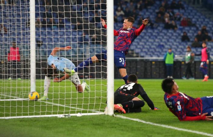 Serie A | Lazio 3-0 Bolonia: Zaccagni se abalanza tras la estúpida tarjeta roja de Pobega