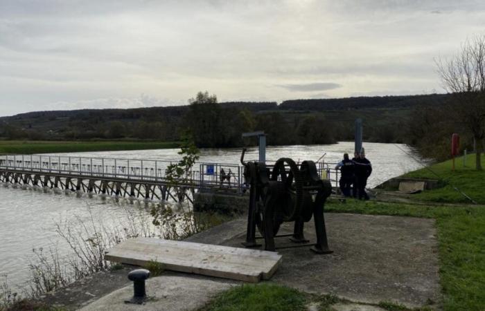 Un cuerpo recuperado en Marne, cerca de Epernay, este domingo 24 de noviembre de 2024