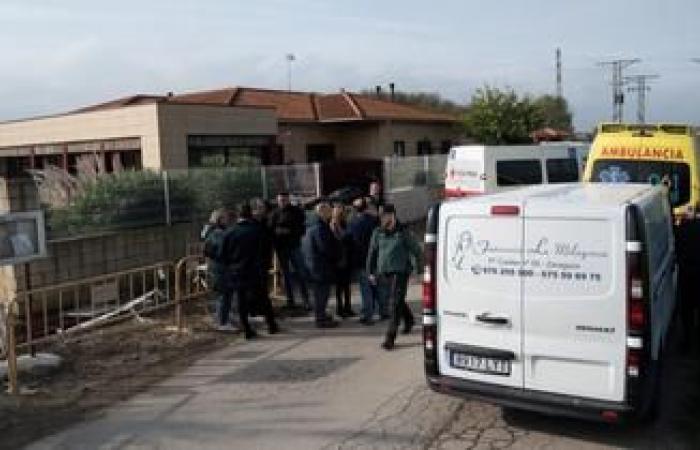 Un trabajador muere cerca de Valencia al desplomarse el tejado de un colegio afectado por las inundaciones