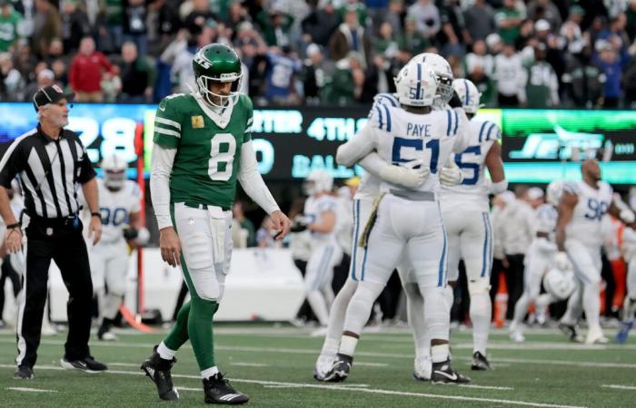 Informe: QB cuatro veces MVP de los Jets será enviado a la banca o liberado