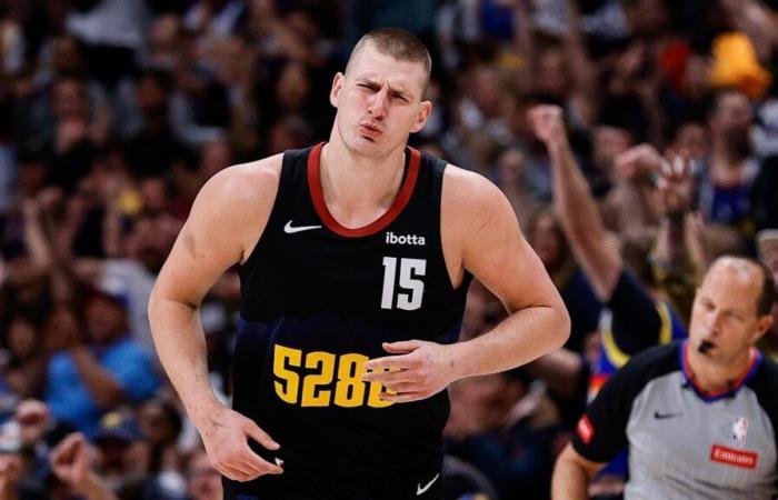 Nikola Jokic casi hace el mejor tiro en la historia de la NBA contra los Lakers