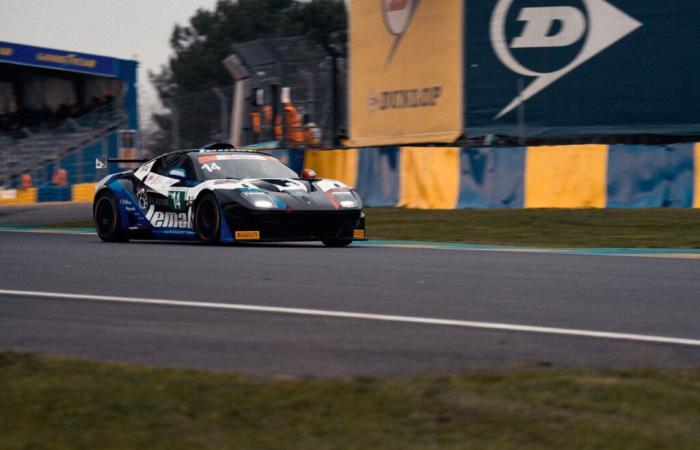 Deporte de motor. Cerca de Caen, un grupo de amigos apunta a las 24 horas de Le Mans