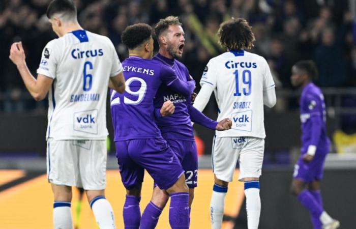 Anderlecht – La Gantoise: eficacia total de los Malvas que duplican el marcador (directo, 2-0)