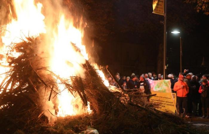 La movilización se reanuda el lunes en Dordoña.