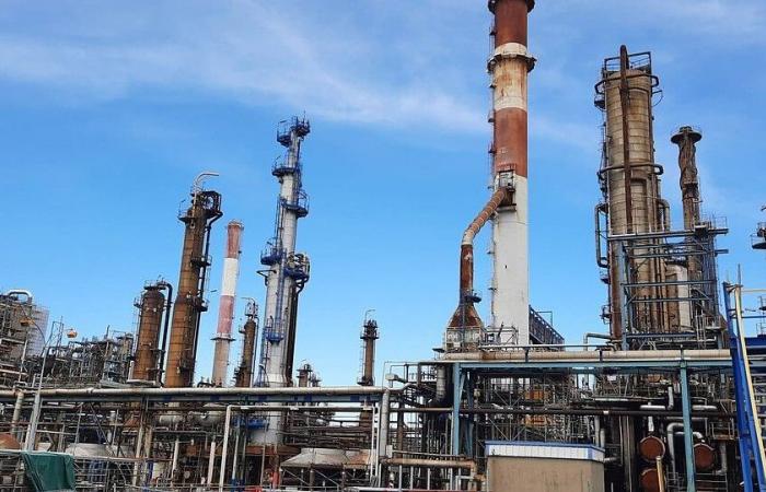 Detectada una fuga de petróleo de la refinería de Donges en el Loira