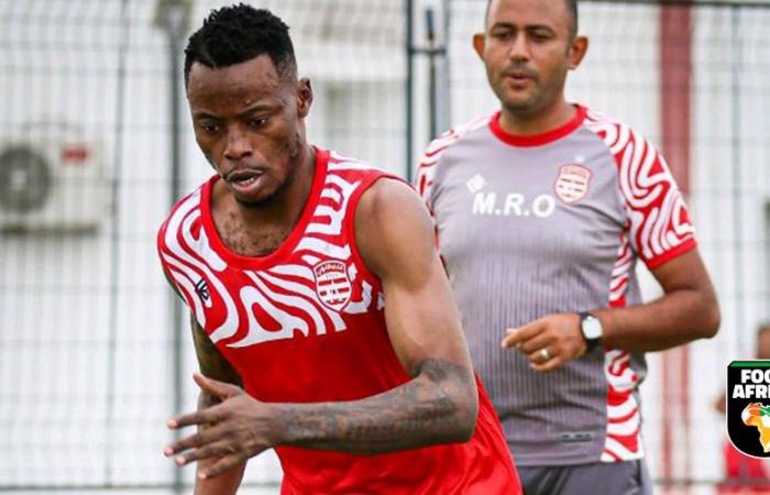 Primer doblete de Philippe Kinzumbi con el Club Africain (Vídeo)