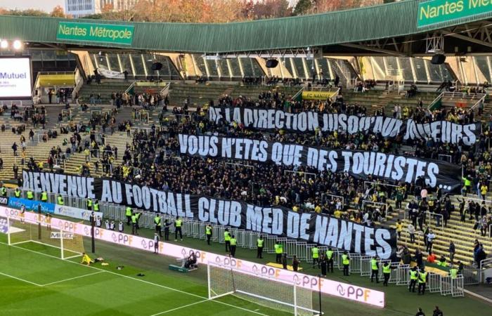 La afición está harta de Beaujoire.