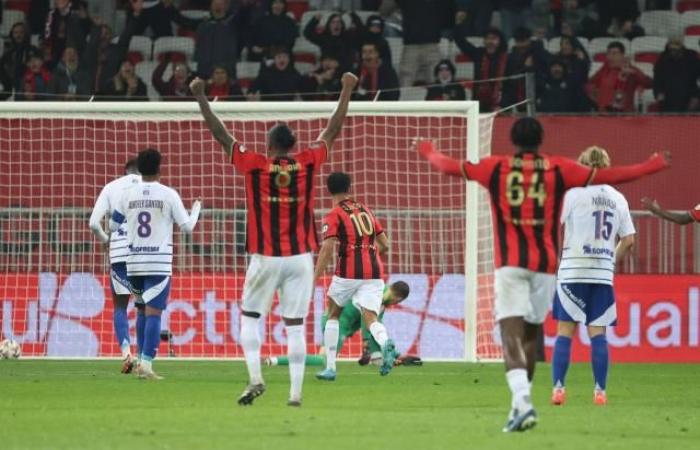 El Niza vence al Estrasburgo y sube al quinto puesto de la Ligue 1