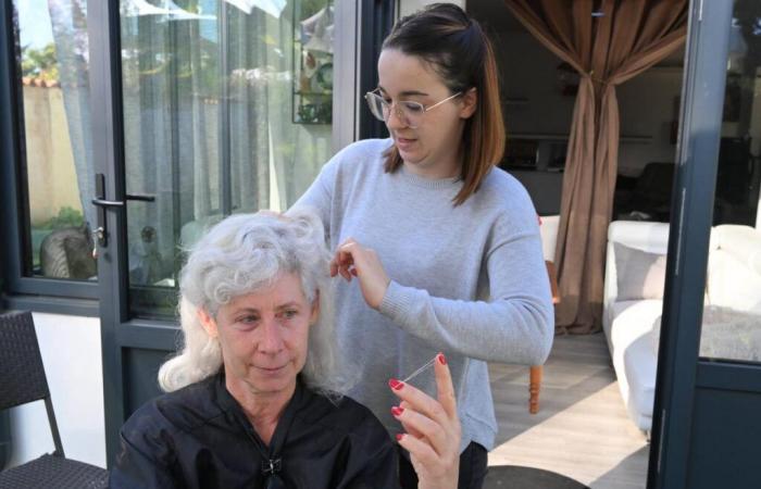 La donación de cabello de Muriel, un homenaje a la vida tras dos cánceres, el suyo y el de su marido