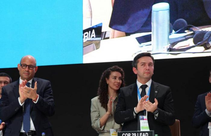 En la COP 29, se alcanzó un acuerdo financiero de 300 mil millones por año, lejos de los 1000 mil millones esperados – Libération