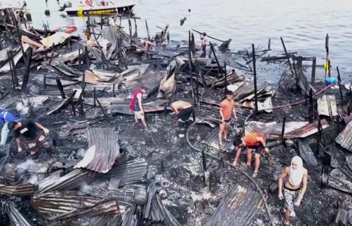 Cientos de casas calcinadas: un incendio arrasó un barrio marginal en Filipinas