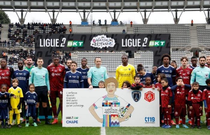 ¡La estrella del Paris FC da una gran perorata!