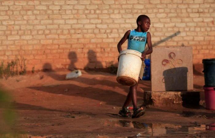 En Zimbabwe, la sed se extiende a las ciudades