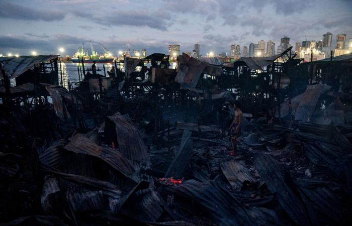 Filipinas | Cientos de viviendas arrasadas por un incendio en un barrio pobre de Manila